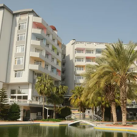 Club & Karaburun 5* Okurcalar