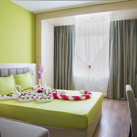 Otel Club & Karaburun 5*