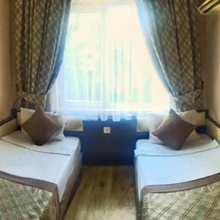 Club & Karaburun 5*