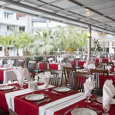 Отель Club & Karaburun Окурджалар