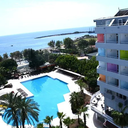 Club & Karaburun 5* Окурджалар